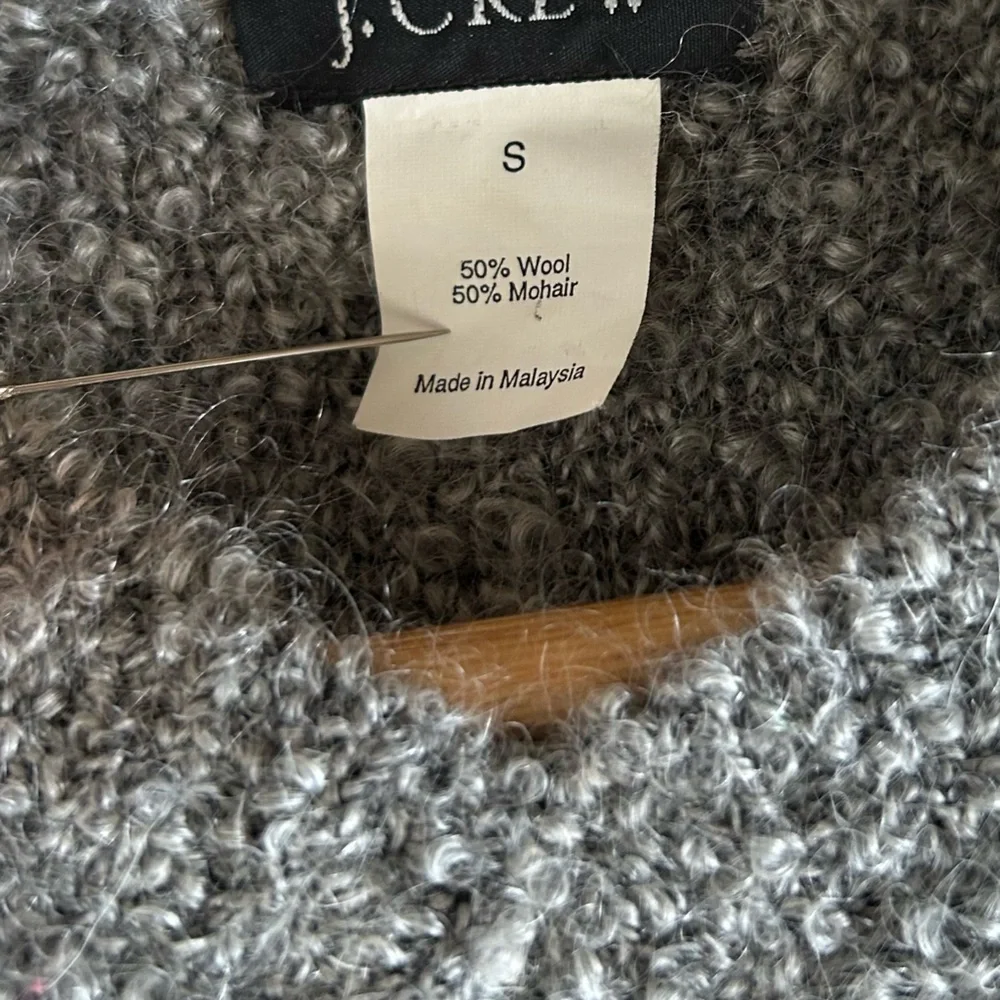 J. CREW Grey Gray V-Neck Sweater 50% Wool & 50% Mohair Size S